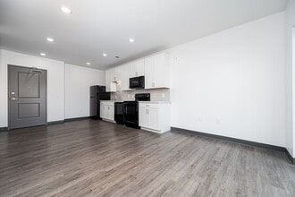 Interior Photo - Vera on Broad