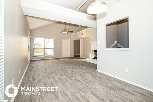 Foto del edificio - 1820 Alameda Dr