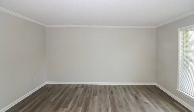 Foto del edificio - 8642 Edney Ridge Ave