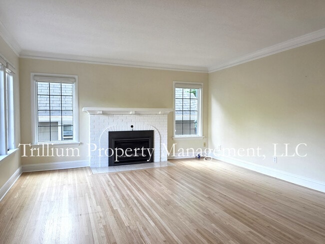 Building Photo - 2665 SW Brae Mar Ct