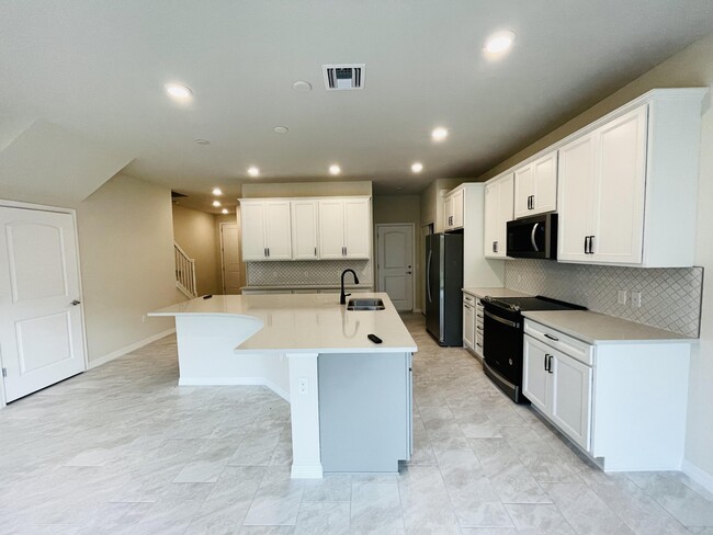 Building Photo - 8208 Tailshot Ct