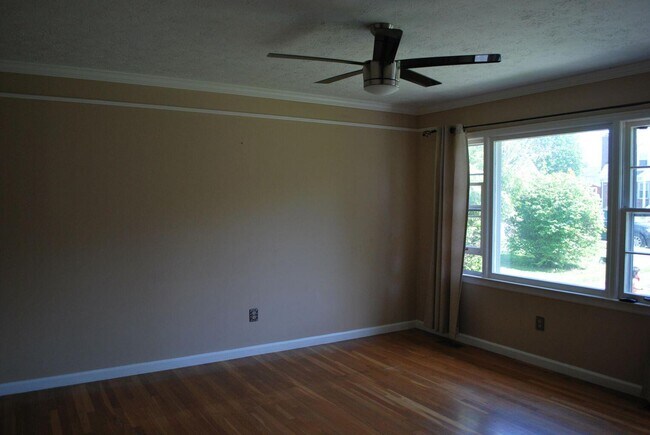 Foto del edificio - 1756 Wyatt Pkwy