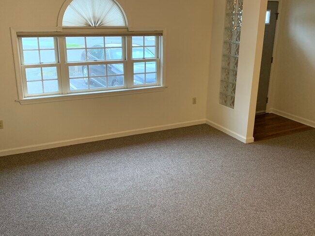 Living room - 11 Mruck St