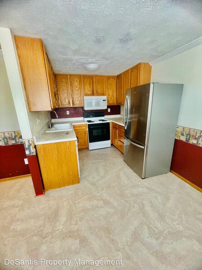 Foto del edificio - 3 br, 1.5 bath House - 630 Deerwatch Road