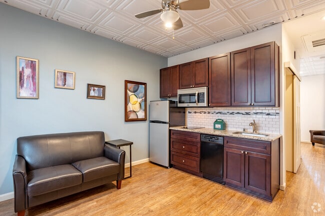 St Charles Executive Suite Studio - 500SF - Kitchen - Greenfield Village