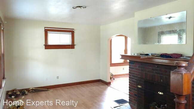 Building Photo - 2 br, 1 bath House - 17 Fer Don