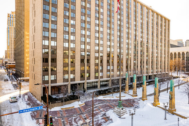 Building Photo - The River Towers Condominium