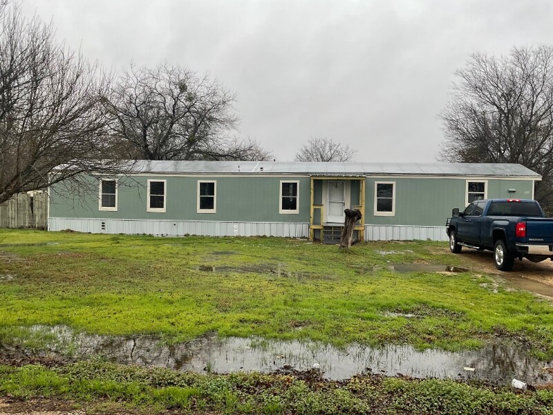 637 Beaver Ln, Waco, TX 76705 House Rental in Waco, TX