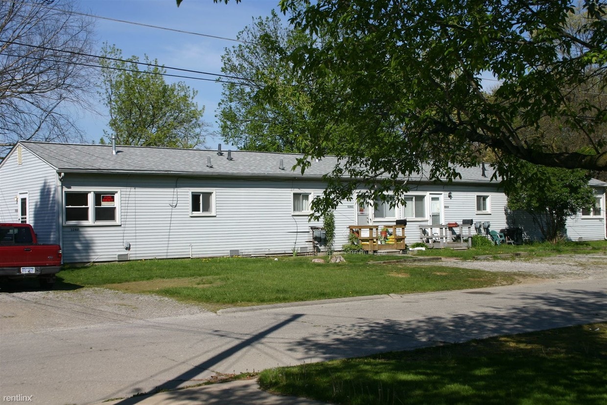 32463 Lenawee St, Westland, MI 48186 Condo for Rent in Westland, MI