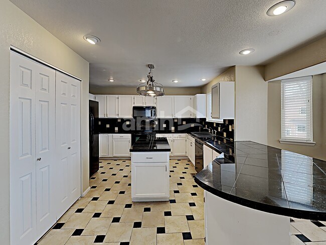 Foto del edificio - 4259 S Killarney St