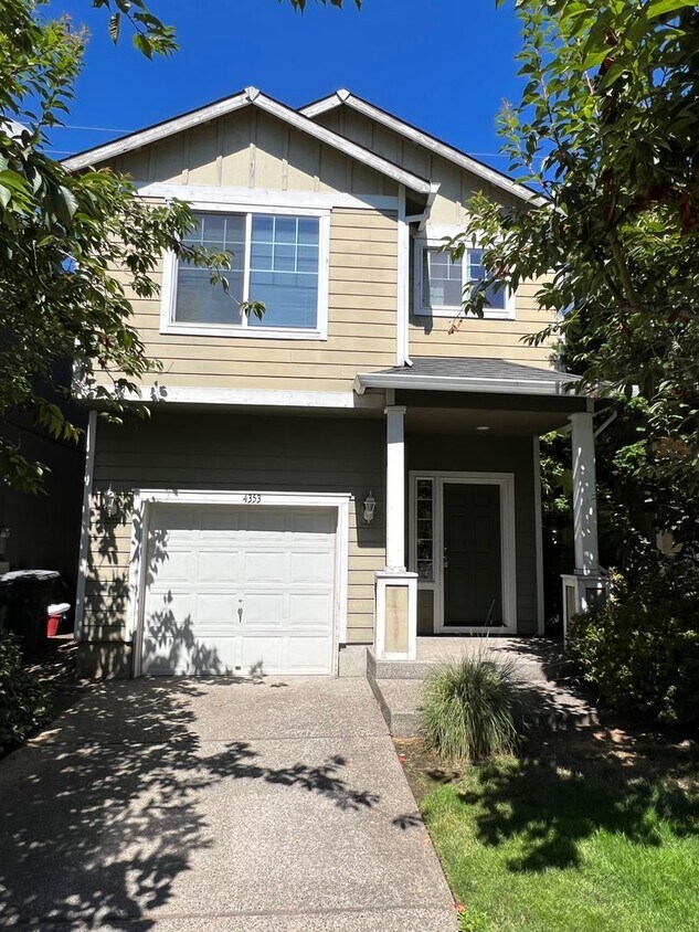 Photo - 4353 SE Chelsea Lane ~ Surprisingly Spacious!
