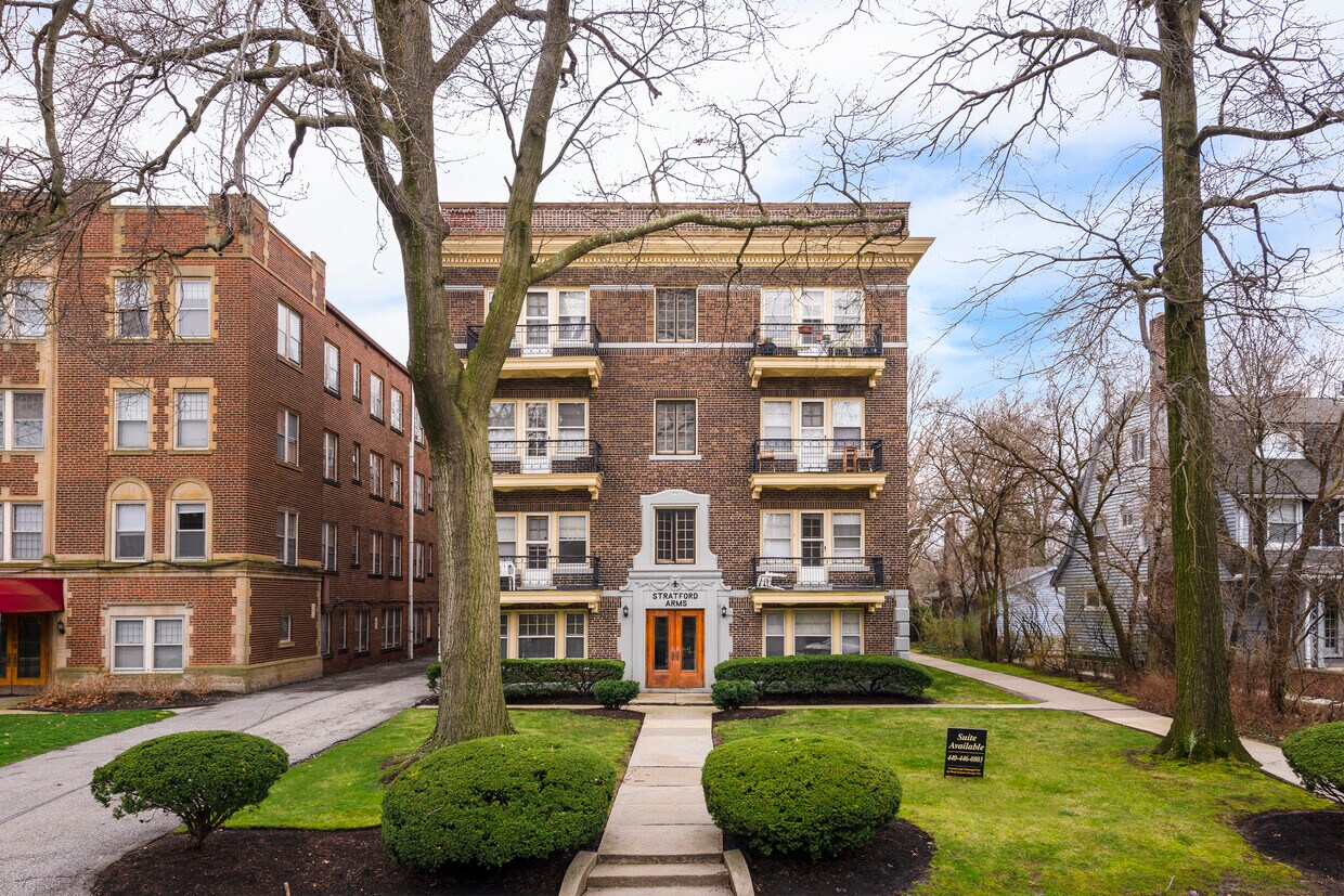 Stratford Arms Apartments Cleveland, OH