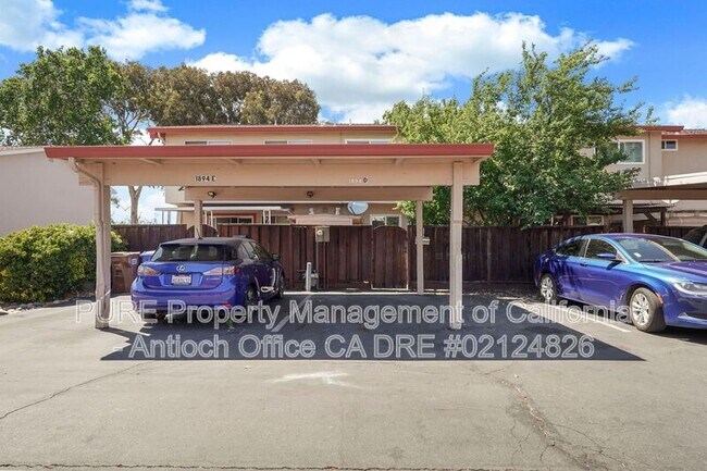 Photo - 1894 Lynwood Dr House