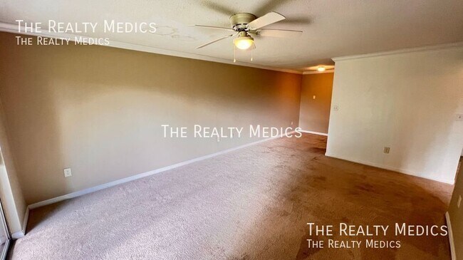 Foto del edificio - 1695 Lee Rd