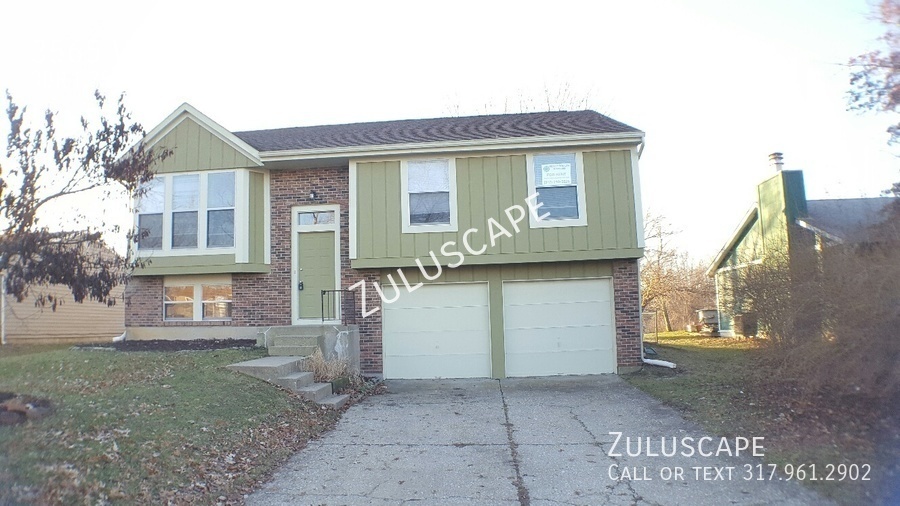 Foto principal - Spacious 3 bed, 2.5 bath home in Perry Tow...