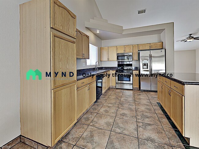 Building Photo - 3 br, 2 bath Apartment - 7417 Red Eagle St