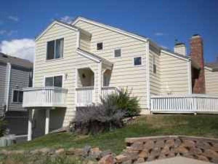 Primary Photo - 2 bedroom town-home with 2 car garage