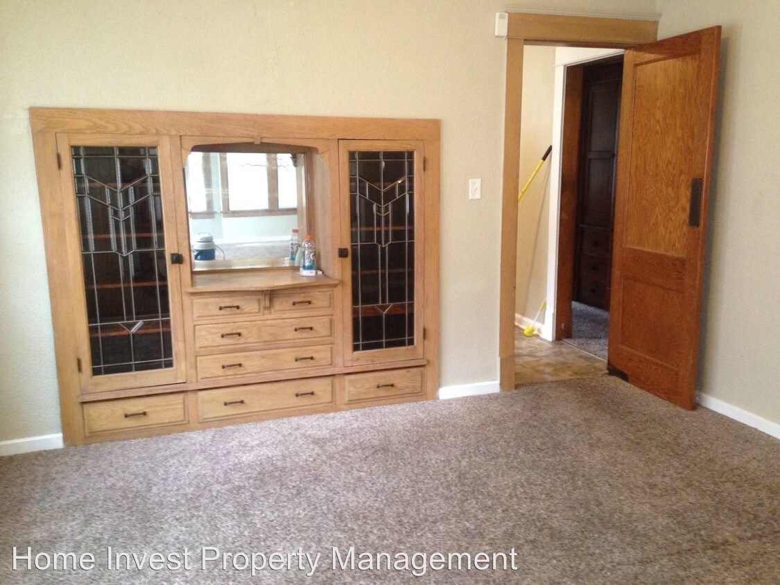 Primary Photo - 5563 N 37th St