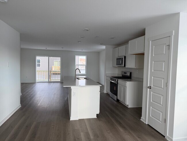 Foto del edificio - 1413 Oakfield Ln
