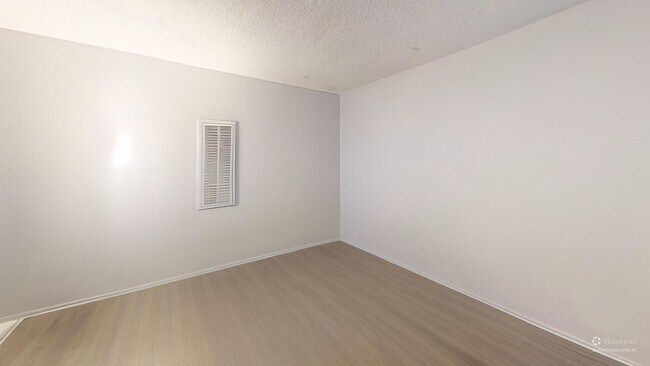 Foto del edificio - 421 N Olive St