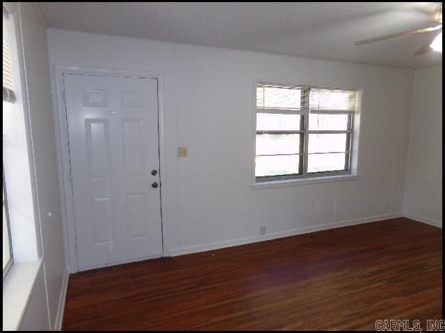 Building Photo - 107 S Holly St