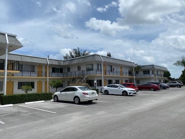 Foto del edificio - 3360 Lake Osborne Dr