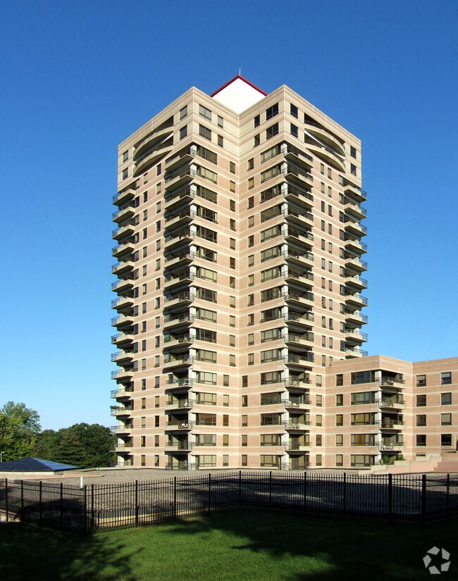 View from the west - Park Plaza Condominiums