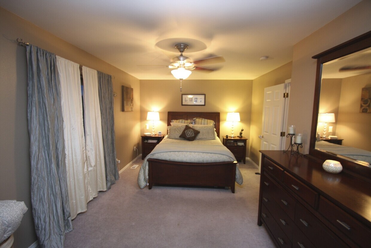 Foto del edificio - Beautiful 3 Bedroom South Anchorage Condo!