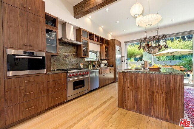 Foto del edificio - 544 Glen Trail