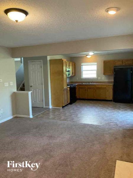 Foto del edificio - 521 Sun Catcher Dr