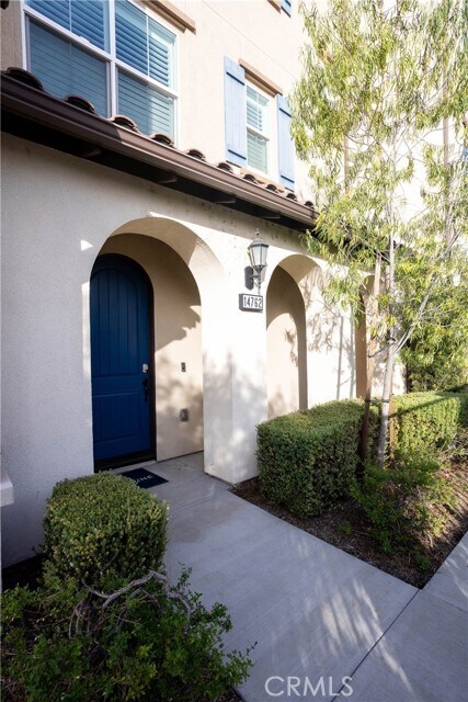Building Photo - 14762 Palmera Ct
