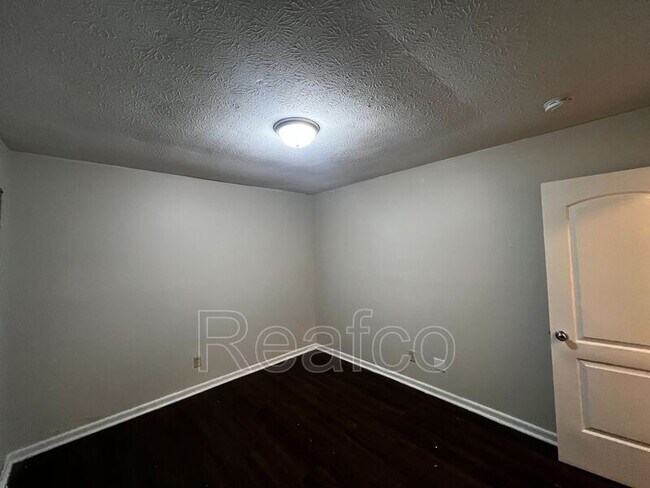Building Photo - 50 N Eureka Ave