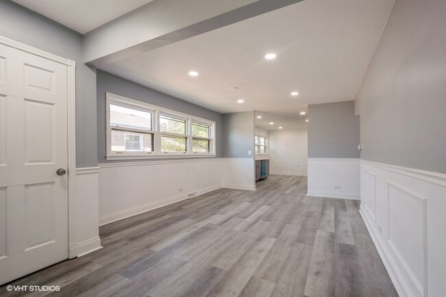 Foto del edificio - 3317 W Pratt Ave