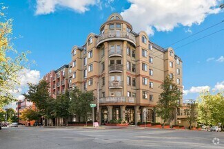 Building Photo - 133 Queen Anne Ave N