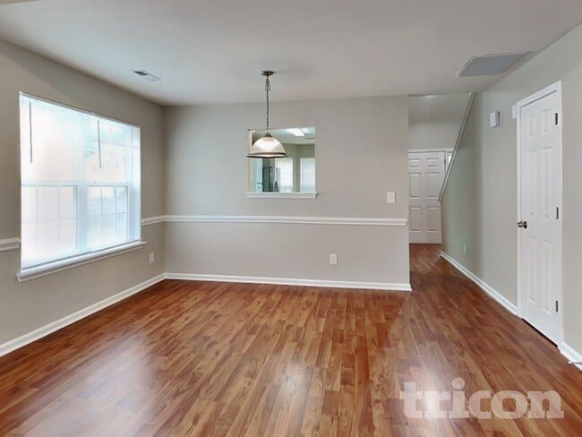 Building Photo - 7432 Hidden Creek Dr