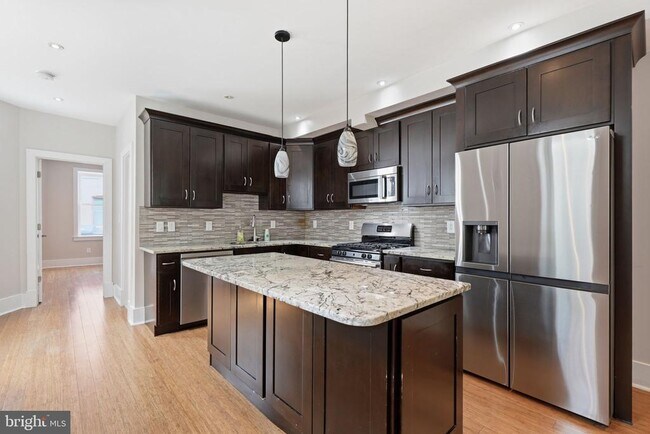 Foto del edificio - 2128 1st St NW