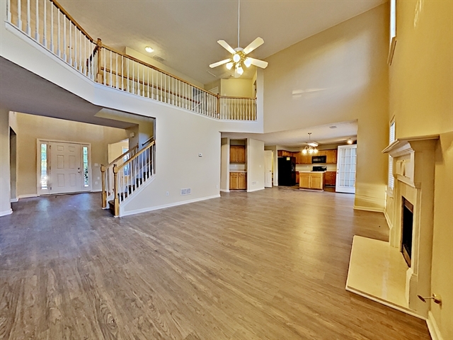 Building Photo - 2074 Pierce Way