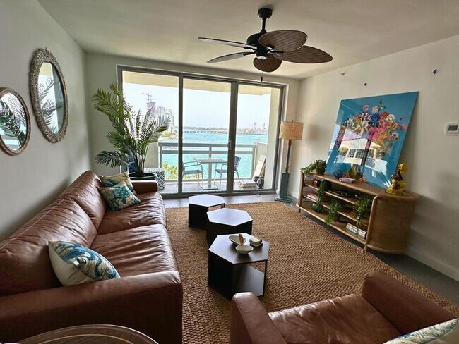 Foto del edificio - 1500 Bay Rd
