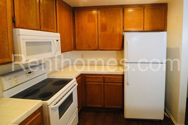 Building Photo - Mission Valley, 2222 River Run Dr #131 - L...