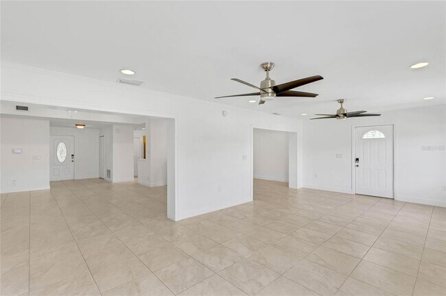 Foto del edificio - 7664 Clubhouse Estates Dr