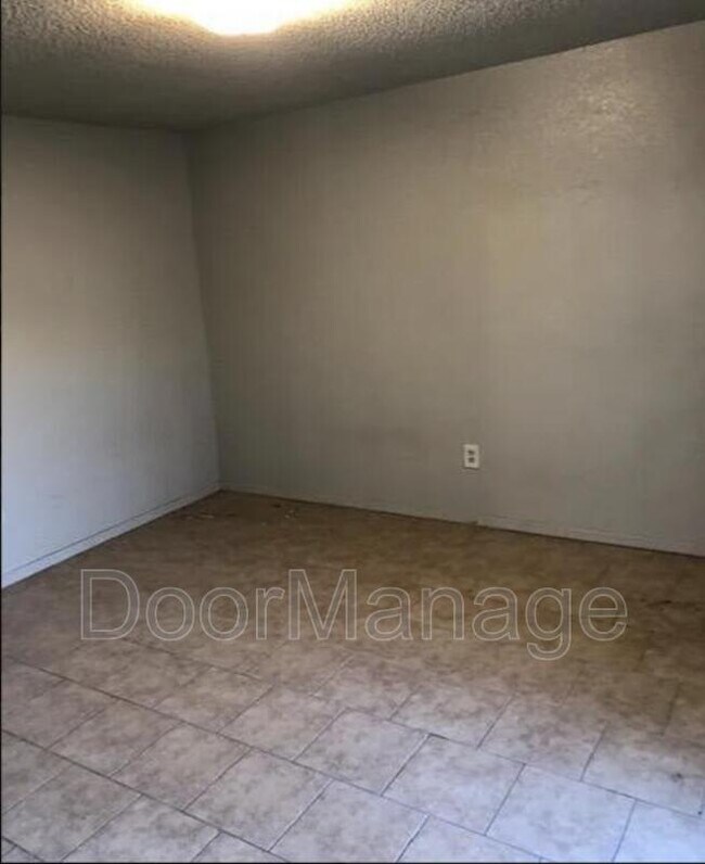 Foto del edificio - 12409 SW 2nd St