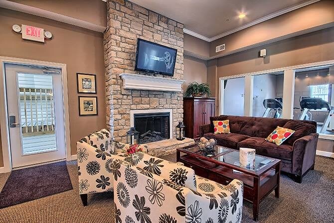 Foto principal - 8972 Mercury St