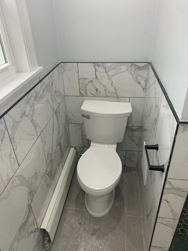 Building Photo - 4 Oceanic Terrace