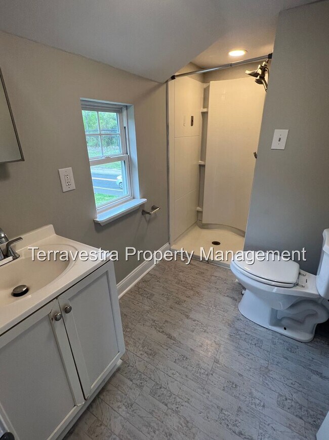 Foto del edificio - 110 Woodbury - Turnersville Rd