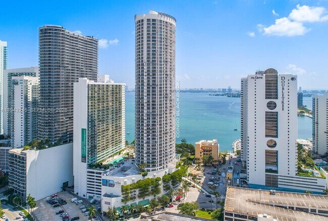 Foto del edificio - 1750 N Bayshore Dr