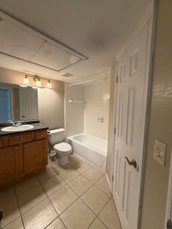 Building Photo - 485 Forestway Cir