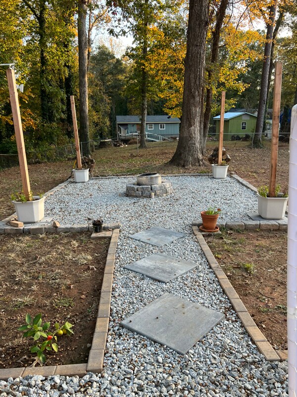 Foto del edificio - 6130 Winview Dr