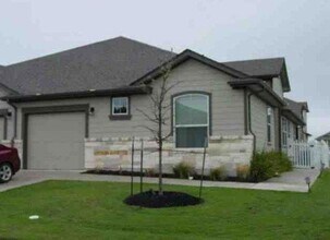 Building Photo - 1701 Logan Dr