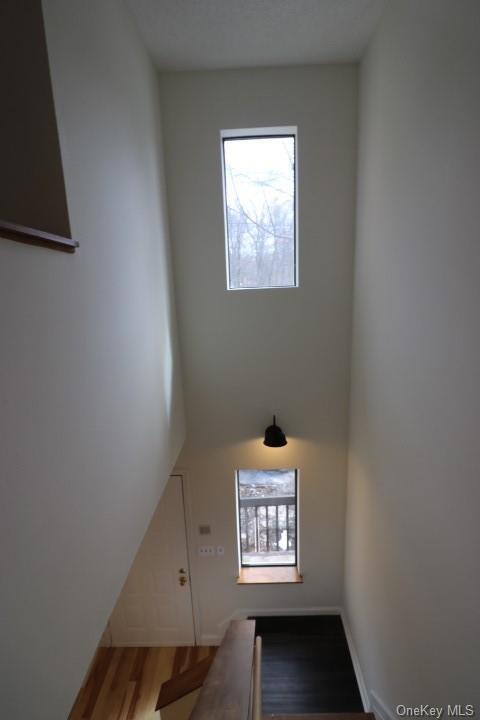 Building Photo - 39 Edelweiss Dr