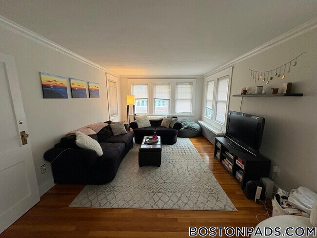 Foto del edificio - 88 Colborne Rd